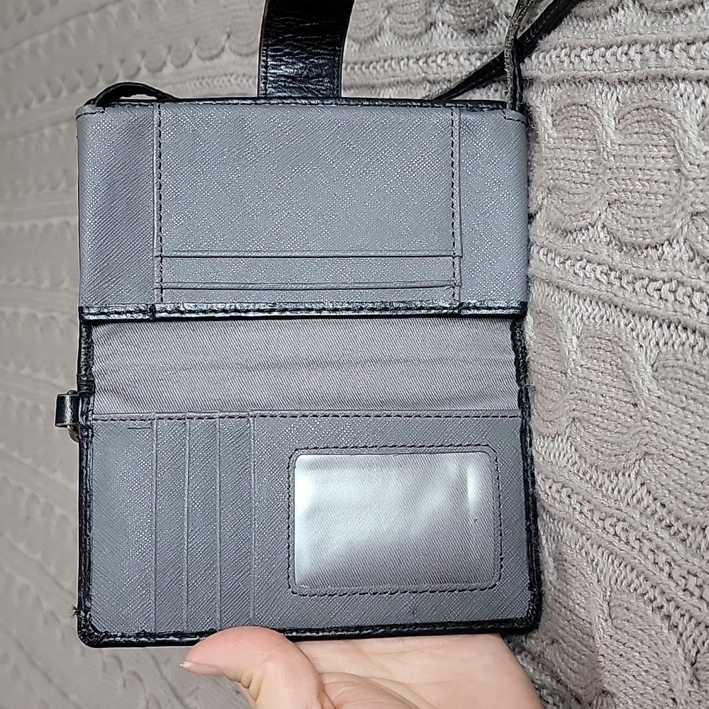 Black Fossil Wristlet/Crossbody - Picture 4 of 14